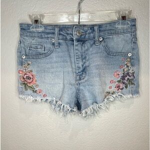 WJ4. Mossimo Vintage High rise Jean shorts with embroidery